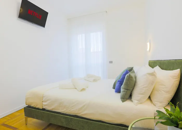 Private Apartament Luxury 5 Bedroom - Milano Central Station