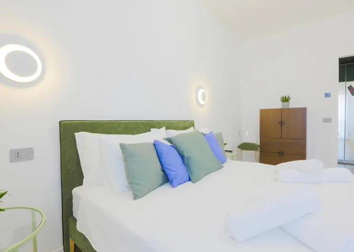 Private Apartament Luxury 5 Bedroom - Milano Central Station